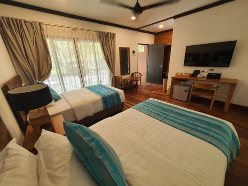 Mabul Island: Borneo Divers Mabul Resort 