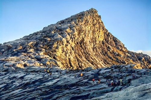 5D4N Mount Kinabalu 4 Peaks Adventure (For Experienced Climbers)