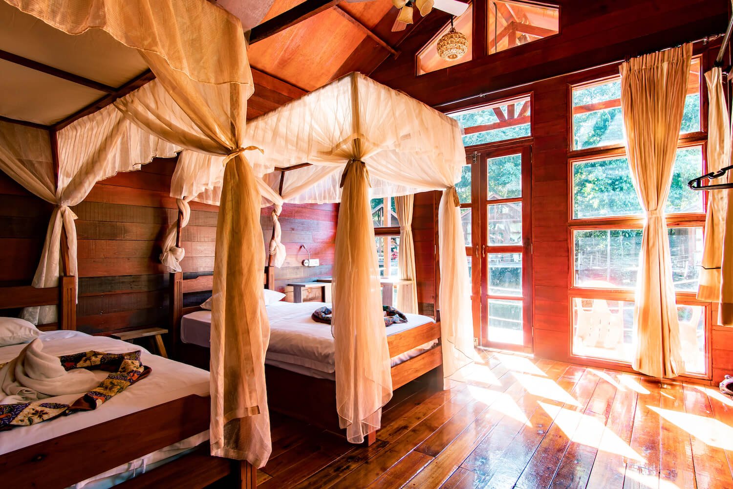 Check into the jungle lodges located along the Kinabatangan River.