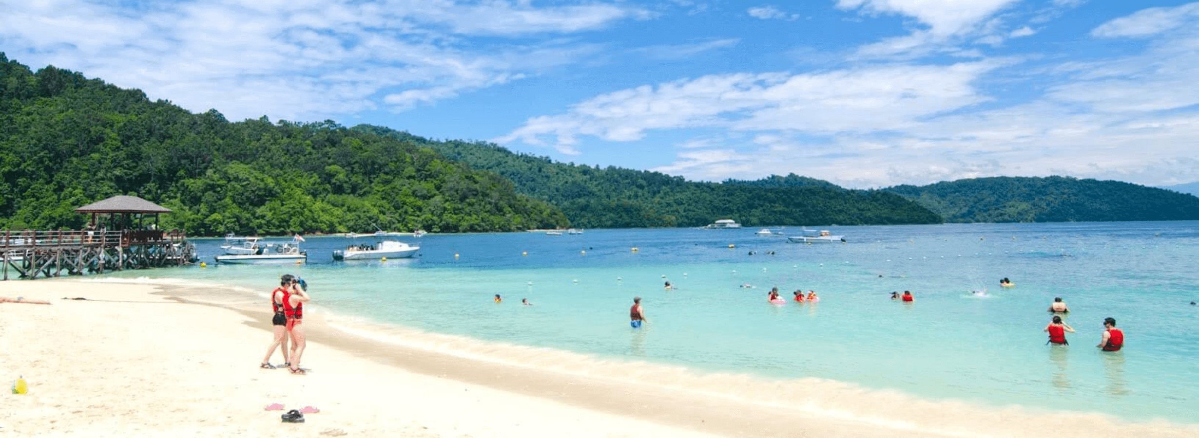 Leisure at Sapi Island beach
